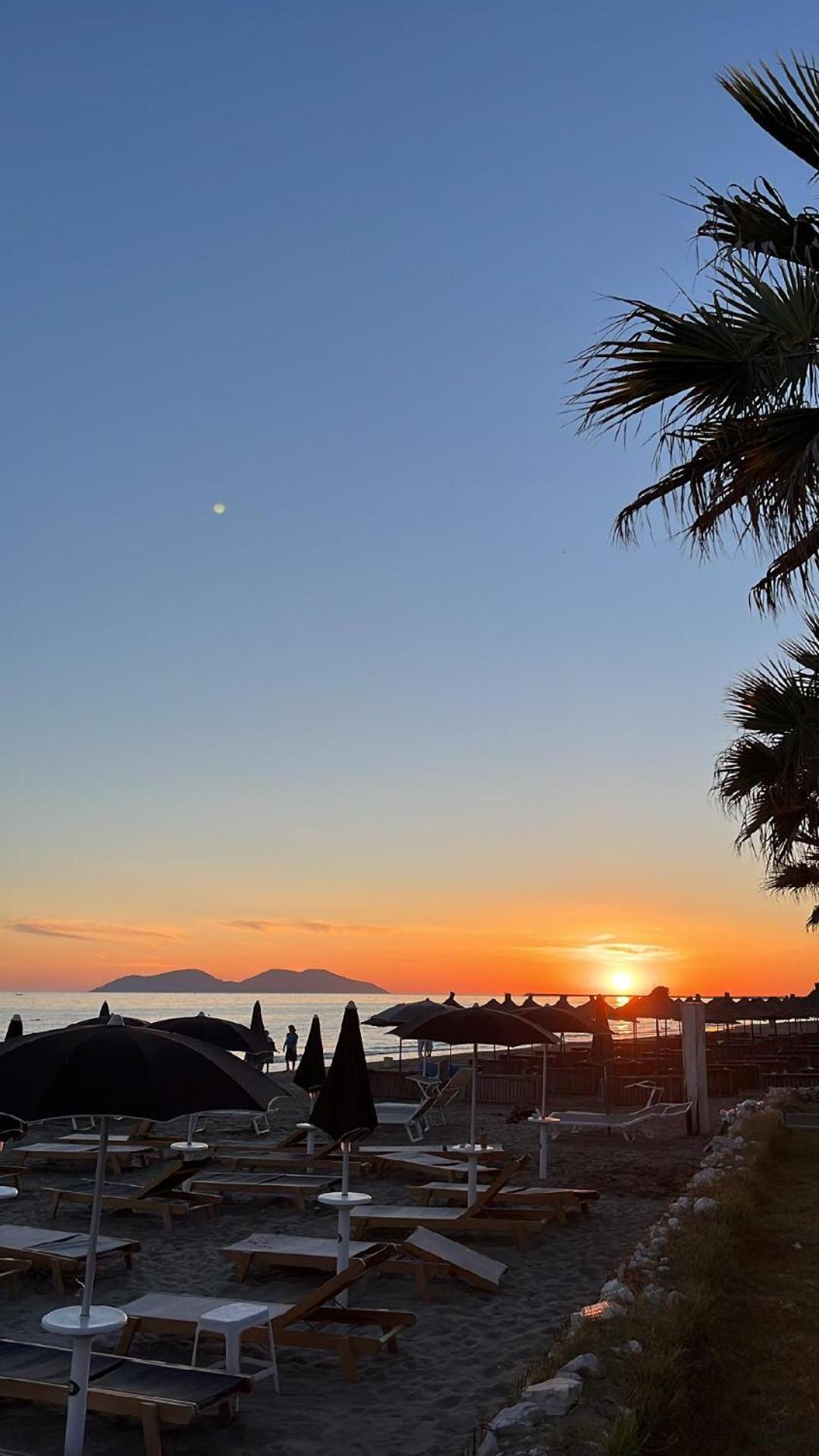 Vila Luani Vlorë Exteriör bild