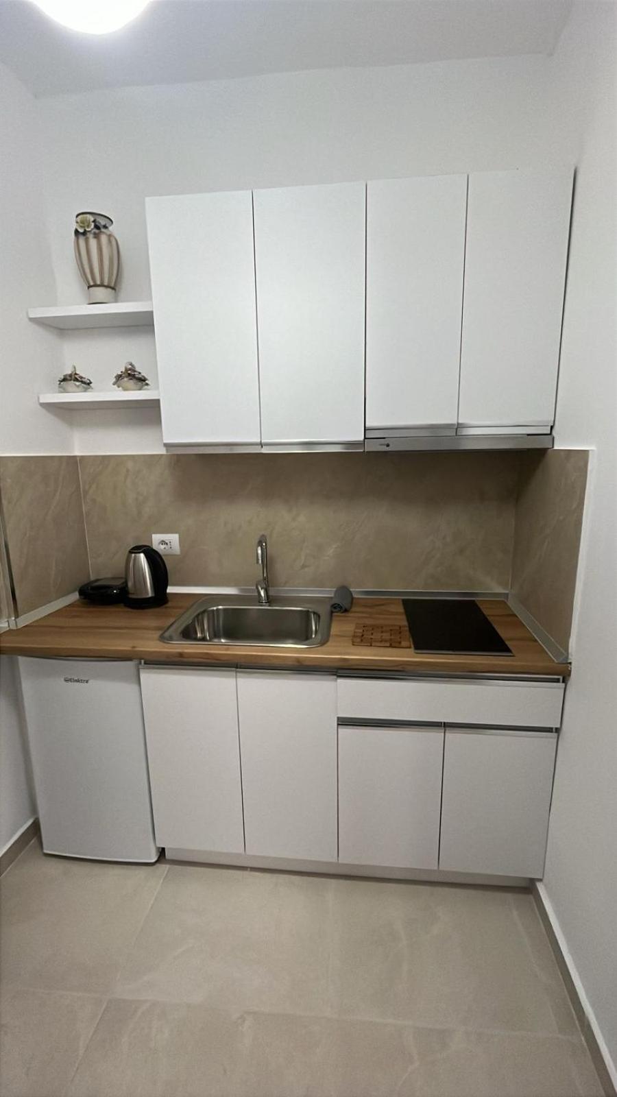 Vila Luani Vlorë Exteriör bild