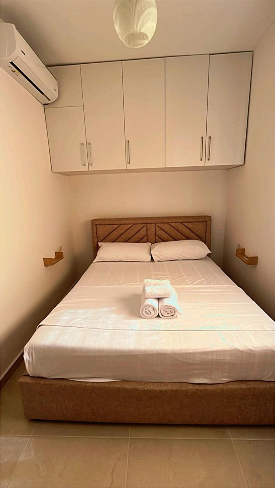 Vila Luani Vlorë Exteriör bild
