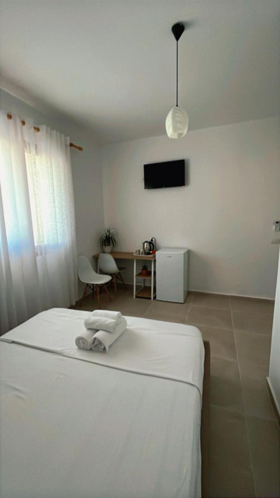 Vila Luani Vlorë Exteriör bild