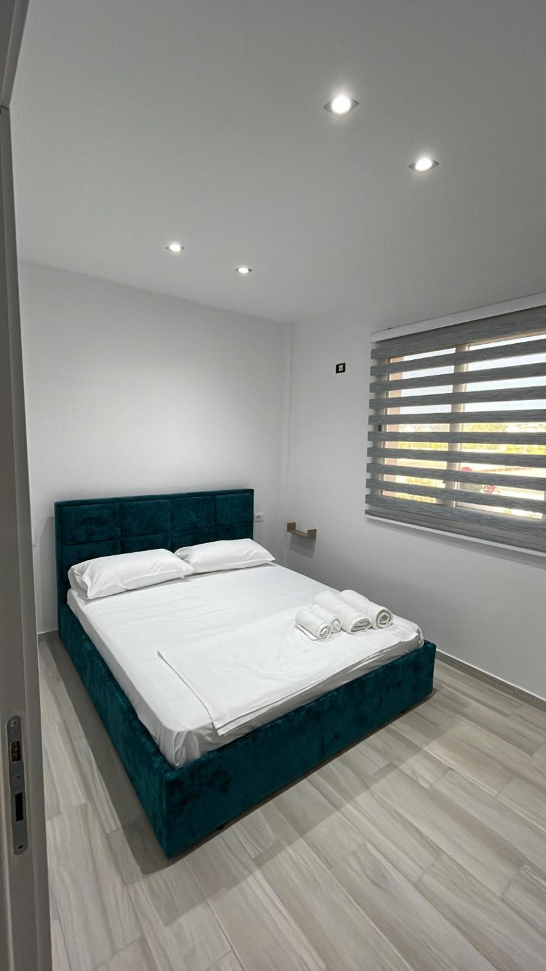 Vila Luani Vlorë Exteriör bild